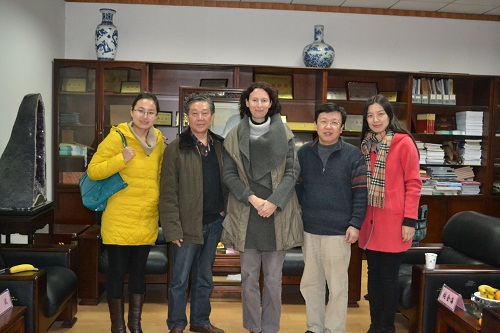 法国驻武汉领事馆教育主管Isabelle DEDUN女士首次拜访公司